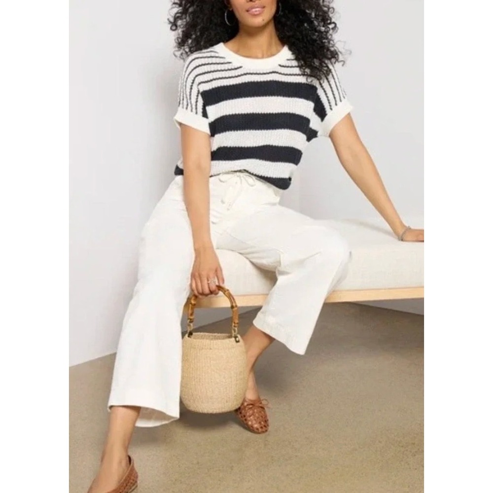 Evereve Women's White‎ Navy Combo Cap Sleeve Ivy Open Weave Size M $88